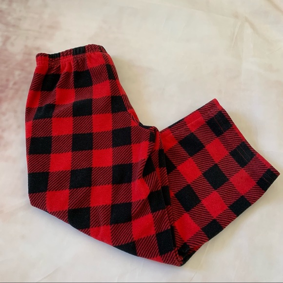 4/$20 Christmas kid pyjamas Carter’s 4T - Picture 3 of 3